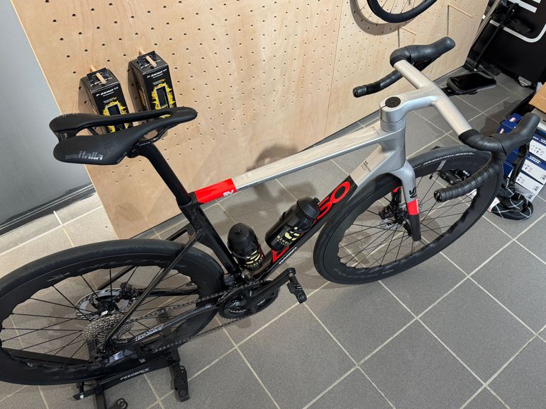 Used Basso SV Shimano Ultegra Di2 2026 Road & Gravel, Light Gray — image 6 of 6