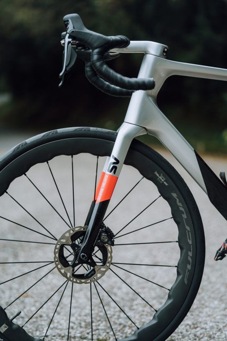 Used Basso SV Shimano Ultegra Di2 2026 Road & Gravel, Light Gray — image 3 of 6