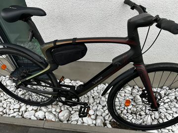Urtopia Carbon 1 Urban usato, Nero — immagine 3 di 11