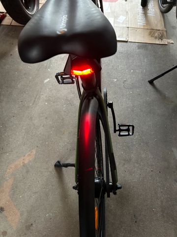 Urtopia Carbon 1 Urban usato, Nero — immagine 7 di 11