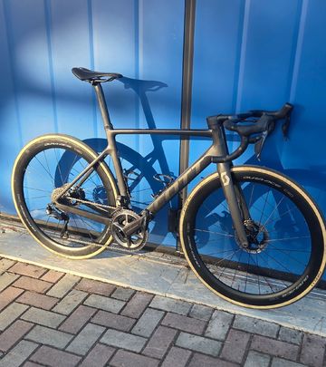 Gebrauchtes Scott Addict RC 15 2024 2024 Road & Gravel, Schwarz — Bild 7 von 9