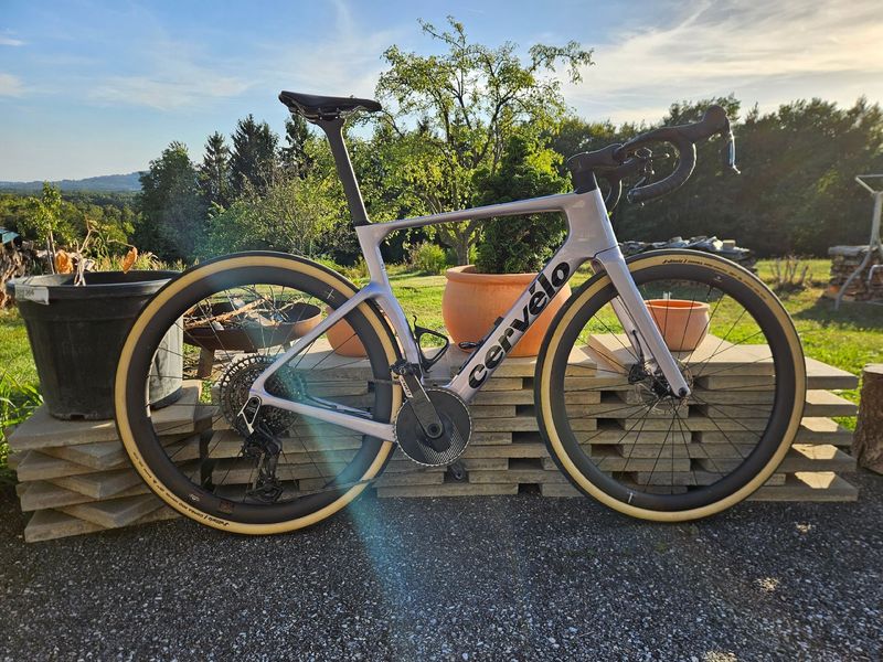 Tweedehands Cervélo Aspero SRAM Force 2026 Road & Gravel