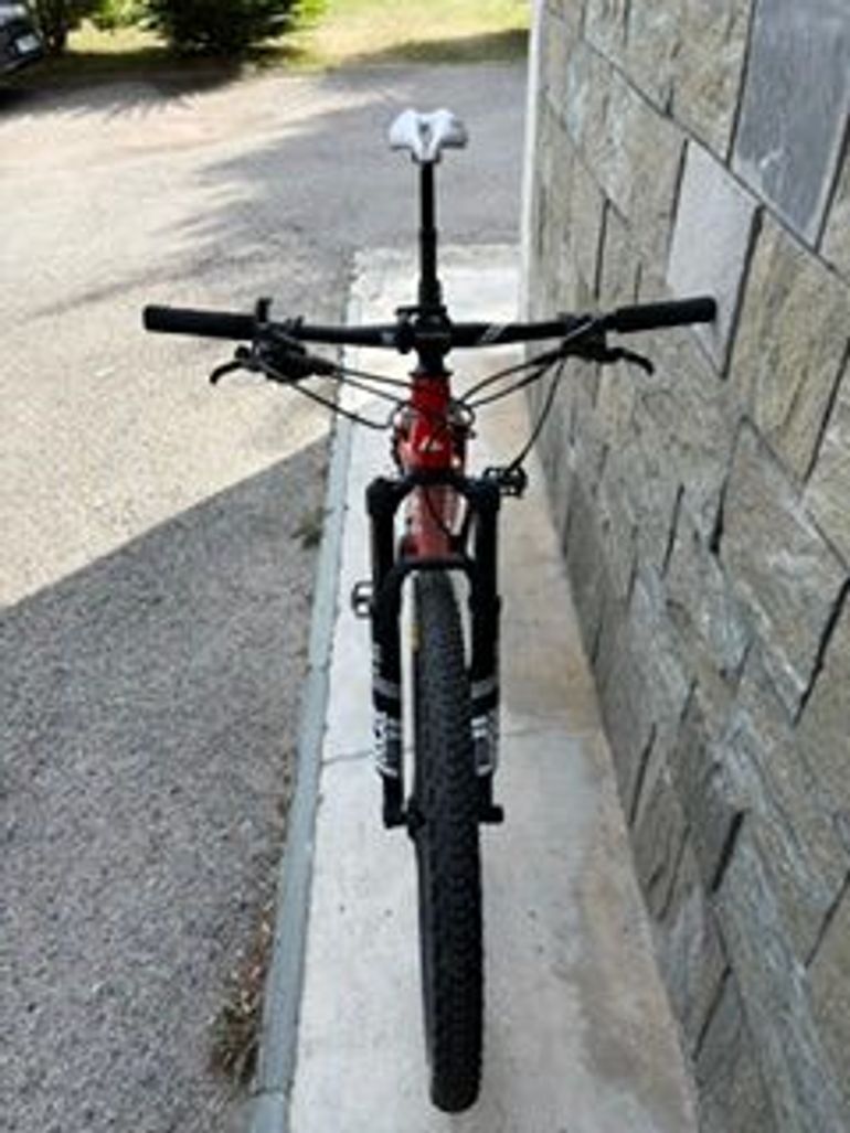 Gebrauchtes Canyon Lux CF SL 7.0 2021 Mountainbike, Rot — Bild 4 von 6