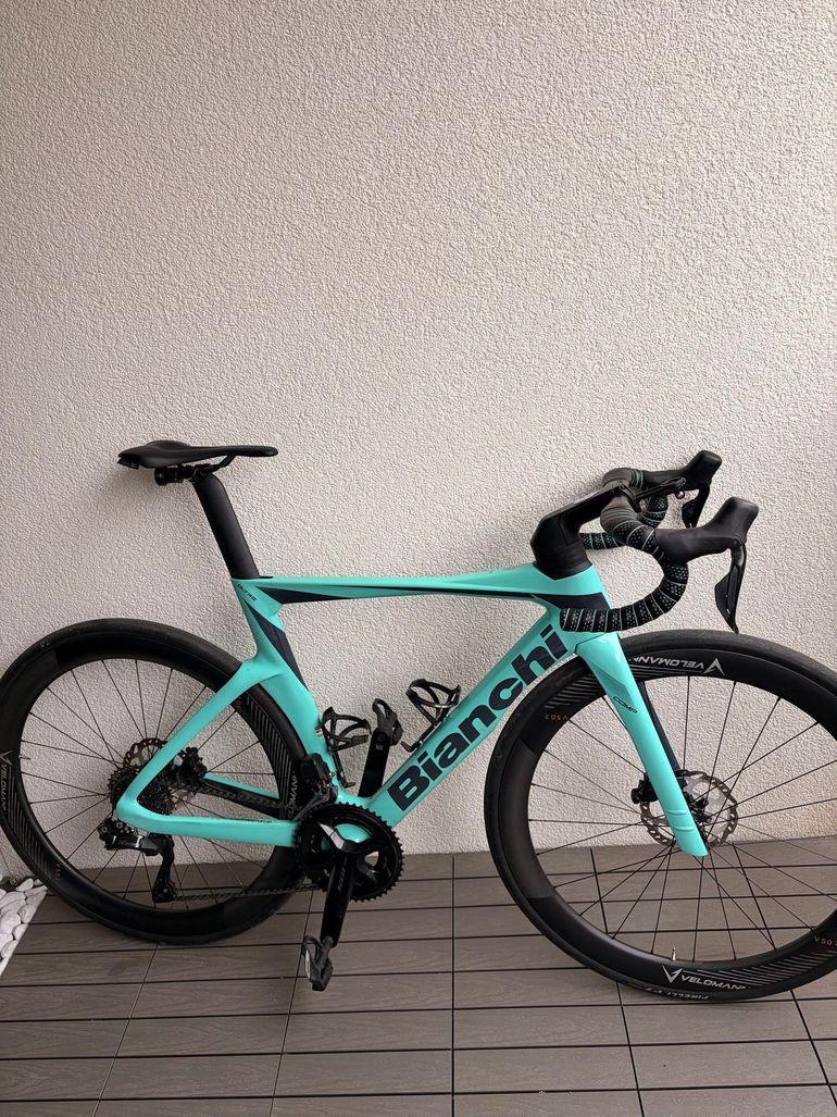 Brugt Bianchi Oltre Comp 105 Di2 2023 2023 Road & Gravel — billede 2 af 7