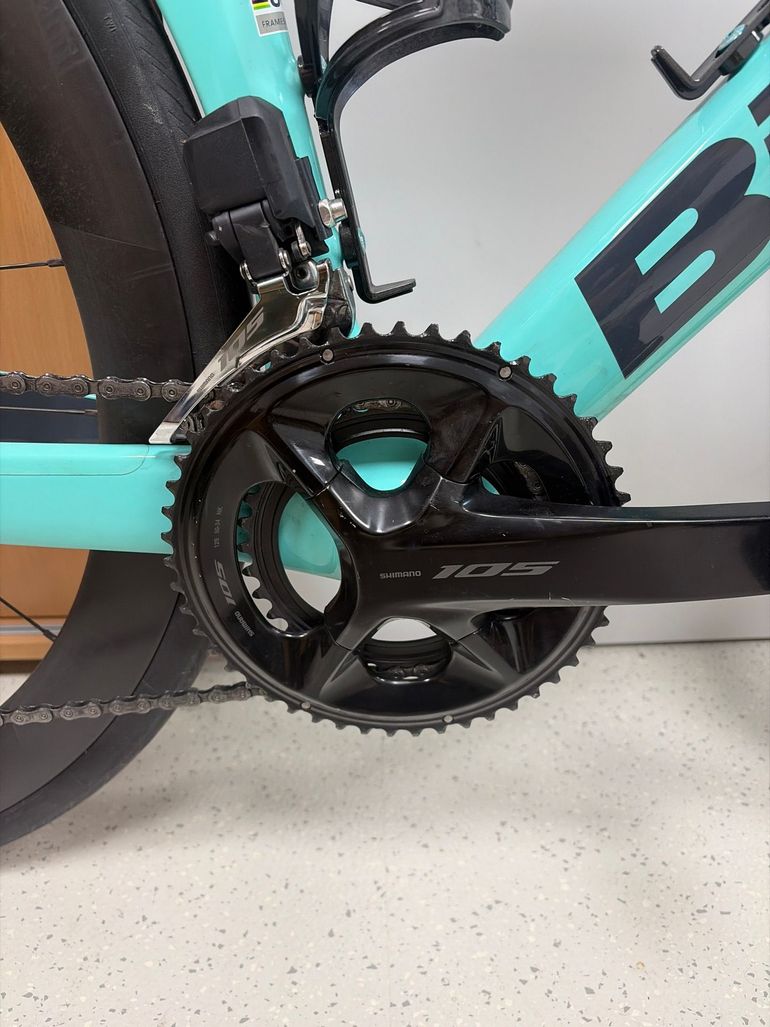 Brugt Bianchi Oltre Comp 105 Di2 2023 2023 Road & Gravel — billede 4 af 7
