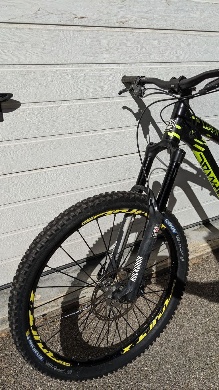 Commencal META AM SRAM GX 2015 Mountainbike usato, Nero — immagine 2 di 7
