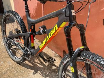 Gebrauchtes Santa Cruz Nomad C S 2017 2017 Mountainbike, Schwarz, 27.5 — Bild 4 von 5