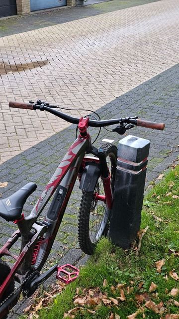Trek Slash 7 Gen 5 2023 2023 Mountainbike d'occasion — image 6 sur 10