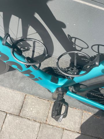 Used Bianchi e-Oltre 105 2025 2025 Road & Gravel, Green — image 4 of 6