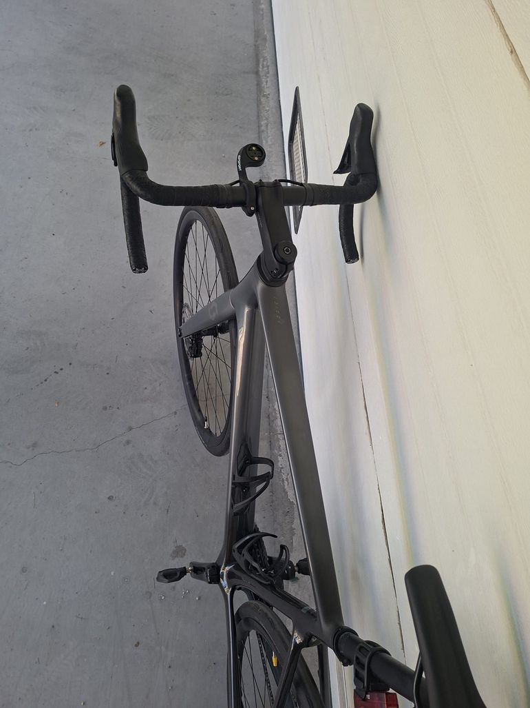 Used Scott Addict 20 2026 2026 Road & Gravel, Light Gray — image 3 of 9