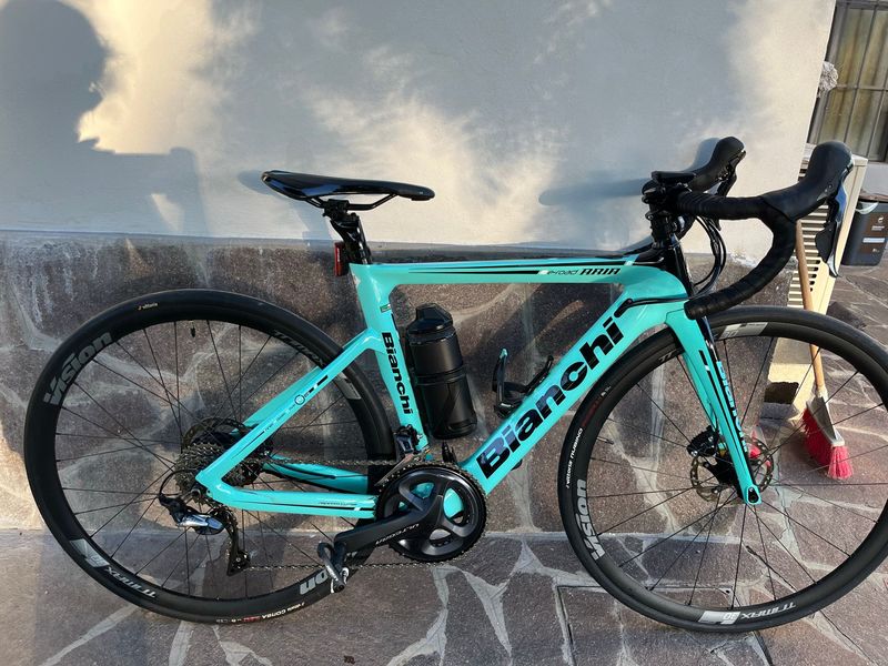 Bianchi Aria e-Road 2018 2018 Road & Gravel de segunda mano