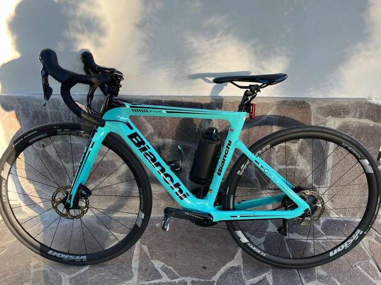 Gebrauchtes Bianchi Aria e-Road 2018 2018 Road & Gravel, Blau — Bild 2 von 4