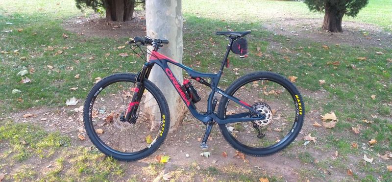Tweedehands Orbea OIZ M30 2020 2020 MTB