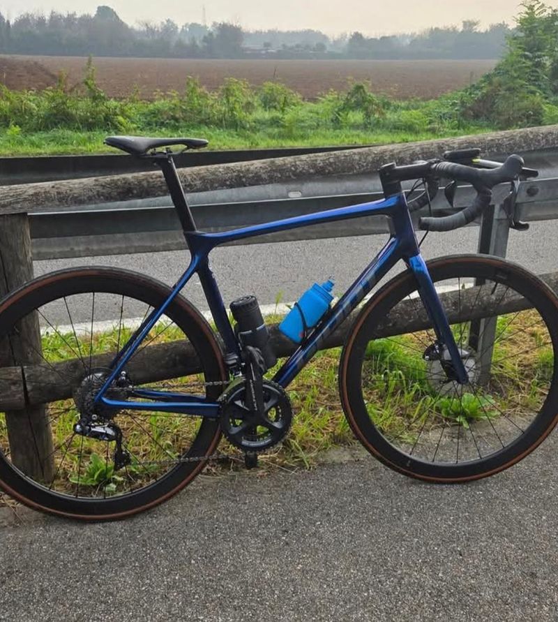 Käytetty Giant TCR Advanced, Pro Disc 0 2021 2021 Road & Gravel