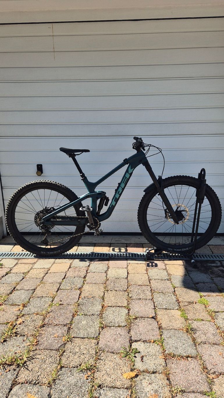 Trek Slash 9.8 XT Gen 5 2023