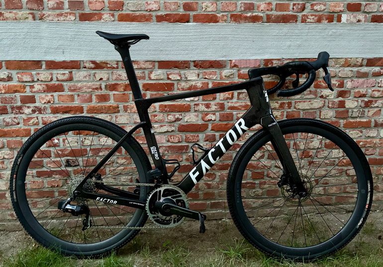 Factor OSTRO VAM - SRAM Force w/ Power Meter 2025