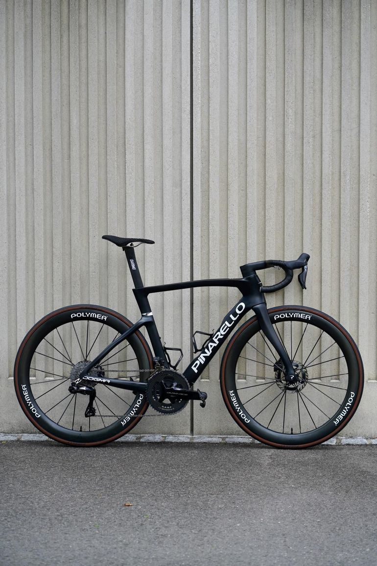 Pinarello DOGMA F DURA ACE Di2 2024
