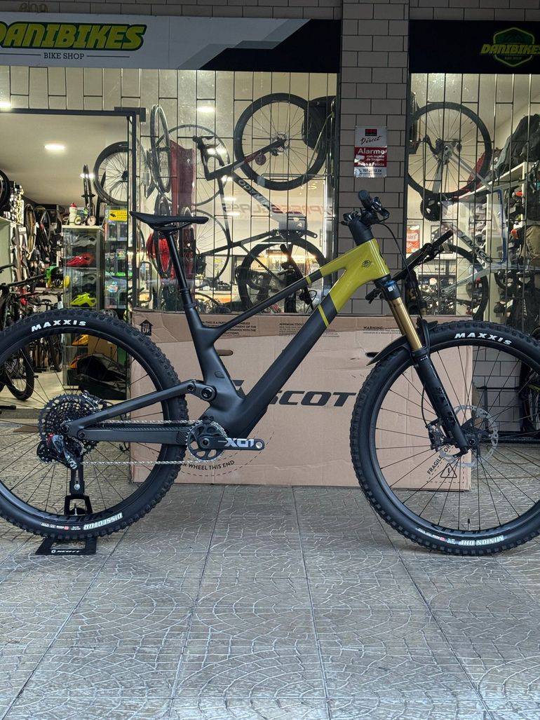 Scott Genius ST 900 Tuned 2024