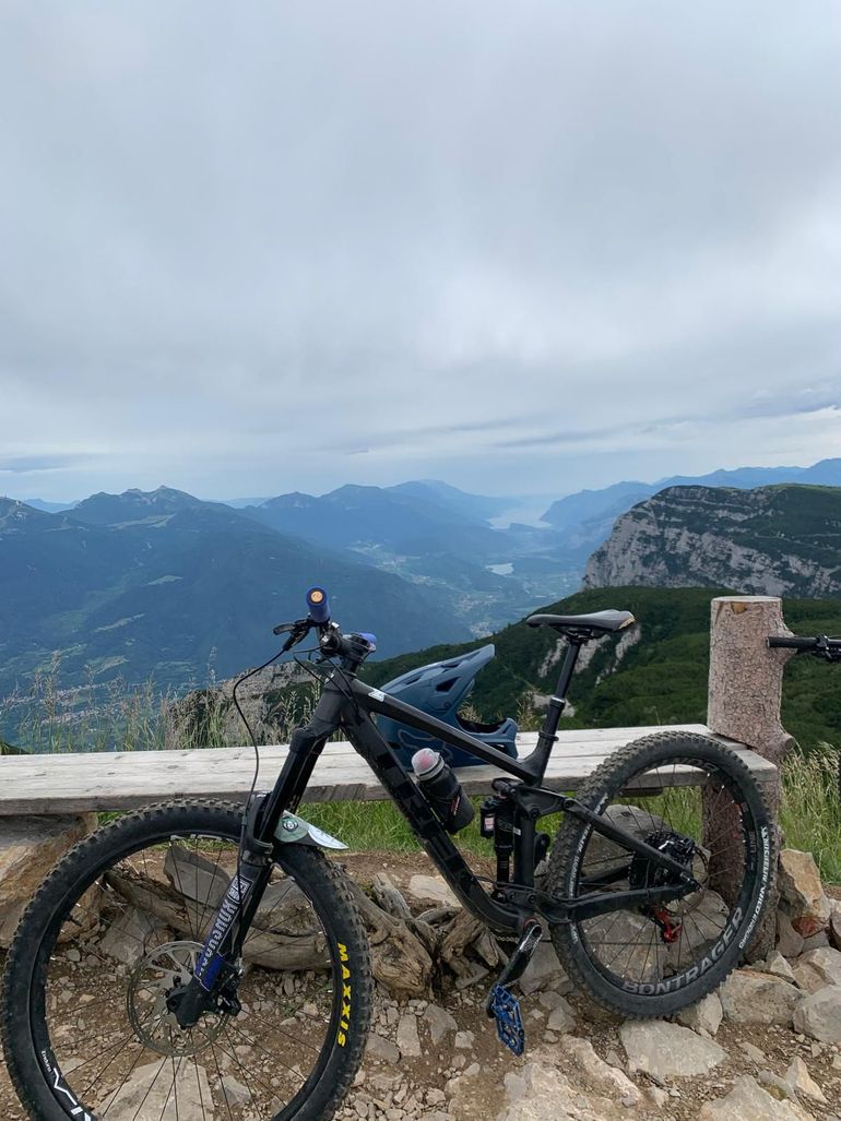 Trek Remedy 8 2022