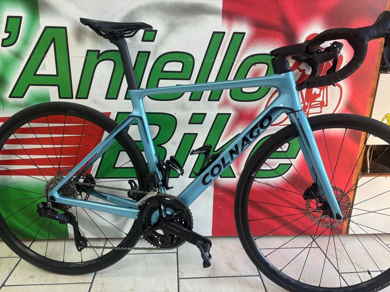 Colnago V4 Shimano 105 Di2 2025
