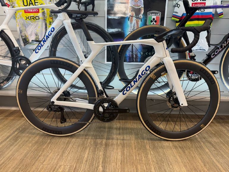 Colnago Y1Rs Shimano Dura Ace Di2 2025