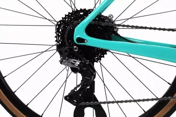 Used Bianchi Impulso Pro 2022 Road & Gravel, shop.filter.color.0000ff — image 7 of 12