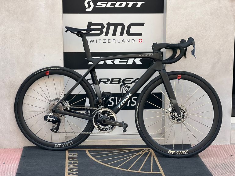 Trek Madone SLR 9 AXS Gen 8 2026