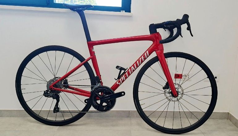 SPECIALIZED TARMAC SL8 COMP SHIMANO 105 DI2 2026