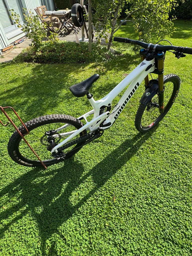Propain RAGE 3 R CF MIX Factory 2025