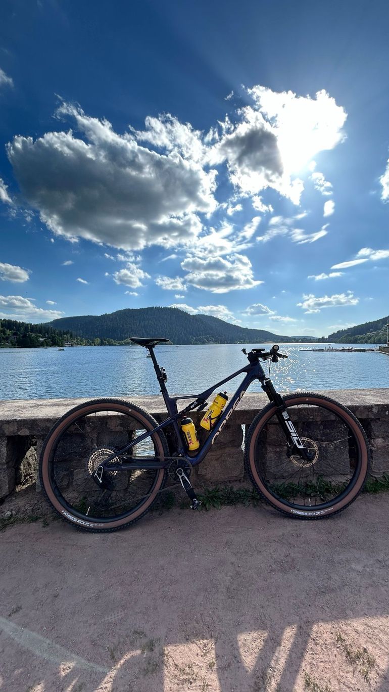 ORBEA OIZ M-TEAM AXS 2025