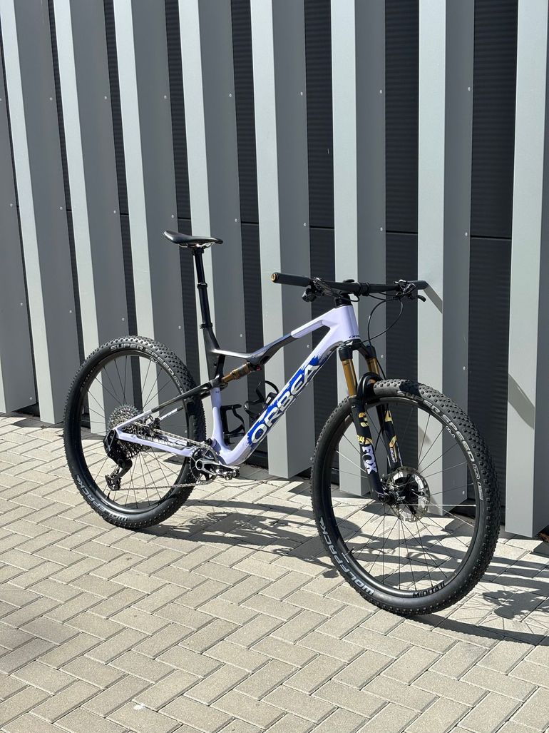 Orbea OIZ M-TEAM AXS 2025