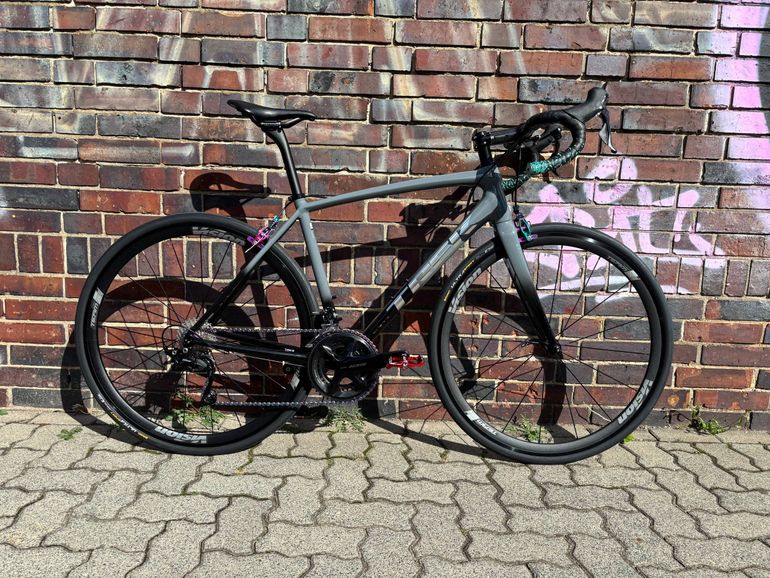 Trek Emonda ALR 4 2016 — Price & Specs | 2BX