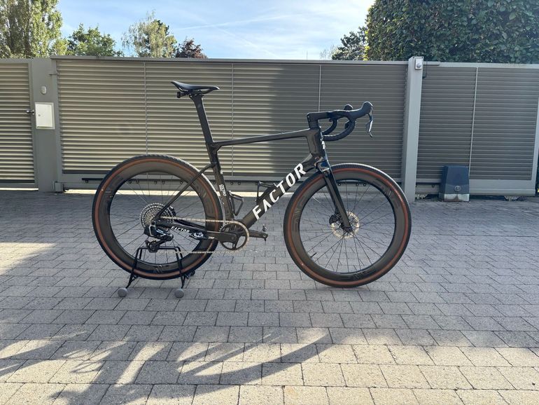 Factor OSTRO VAM - SRAM Force w/ Power Meter 2025