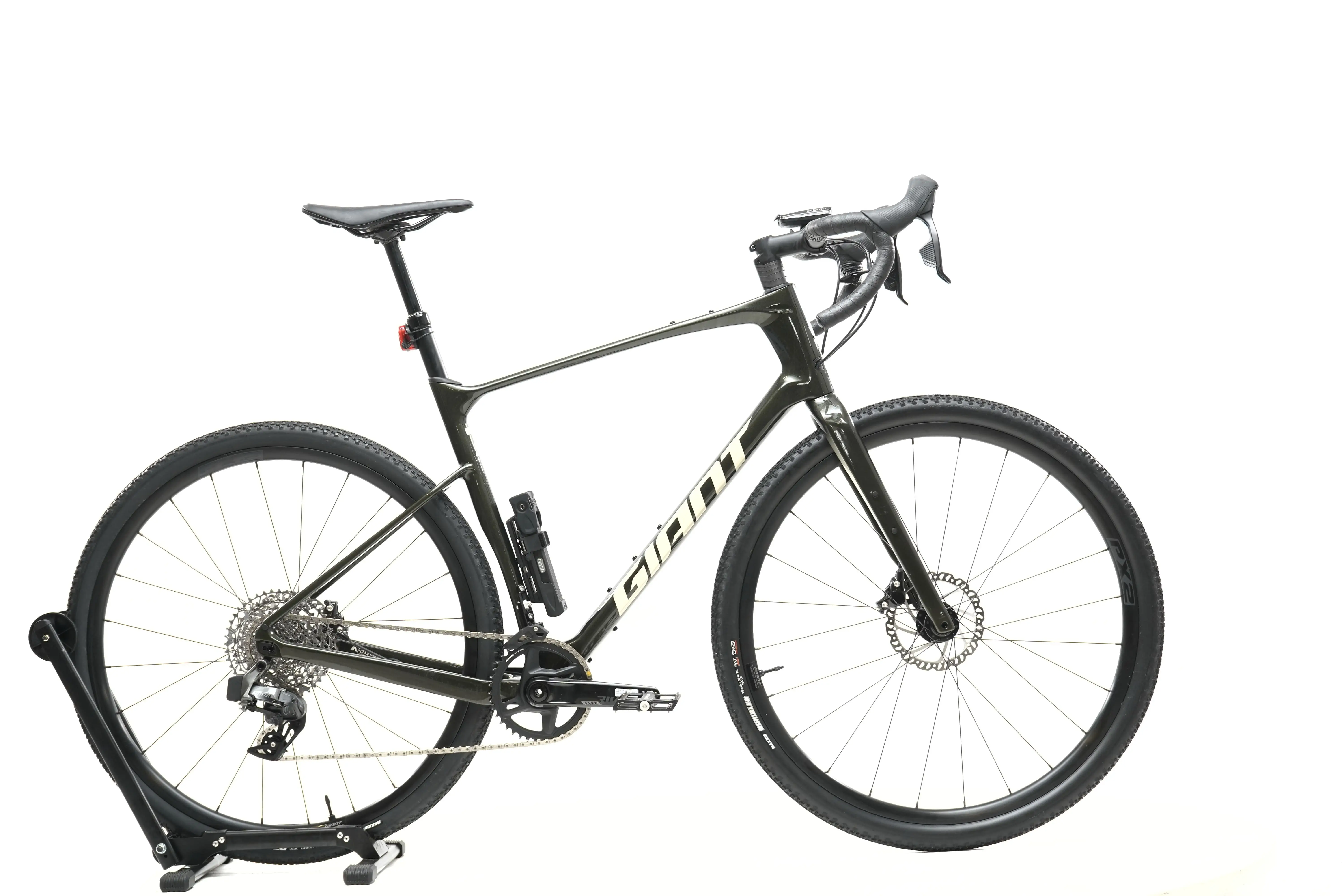 Giant revolt advanced discount 1 gravel bike