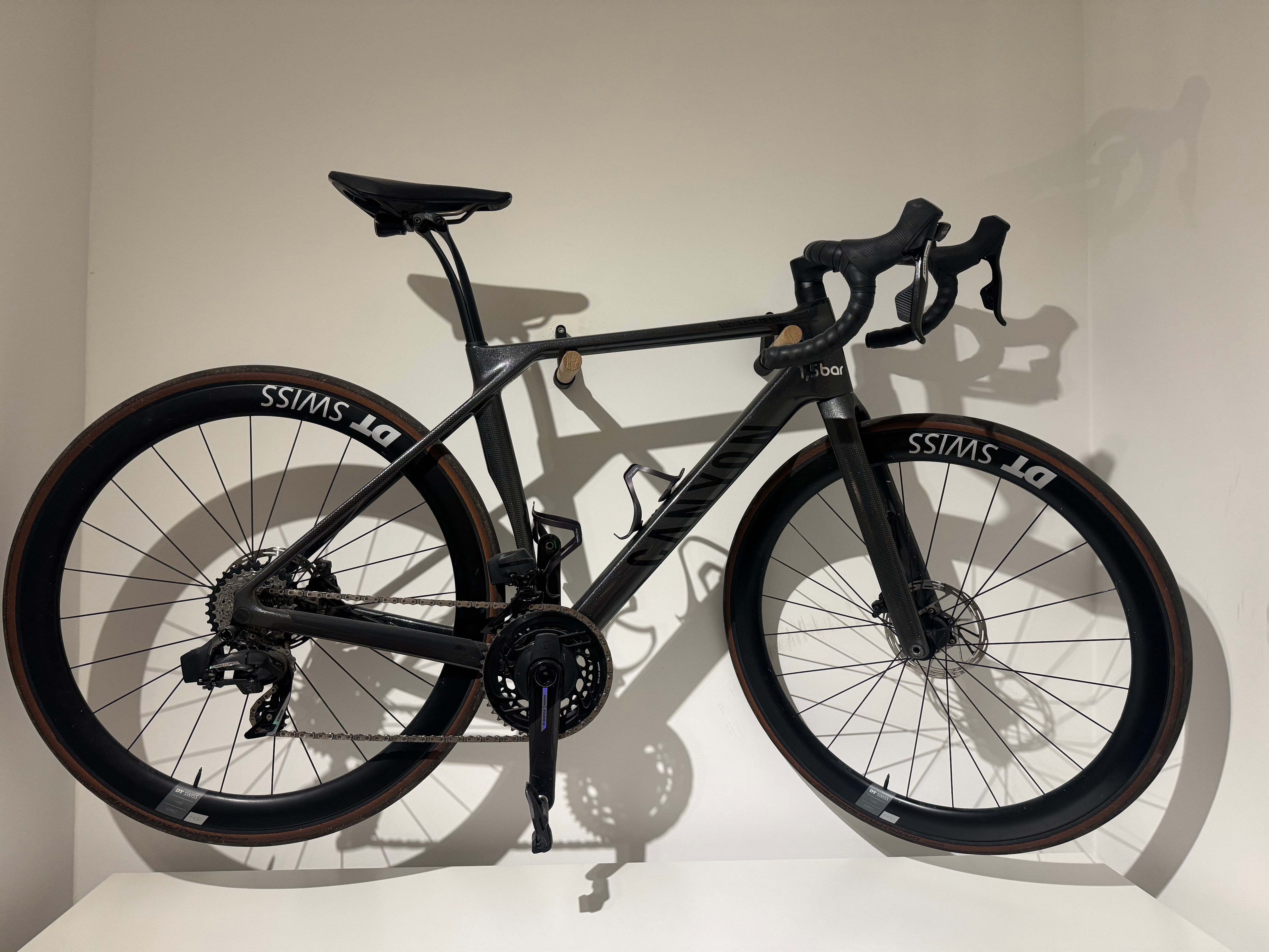 2024CANYONEnduraceCF SLX8AXS 7/25厚木実車確認可 Used Canyon Endurace CF SLX 8 AXS AR60 2024 – € 3.900 | buycycle