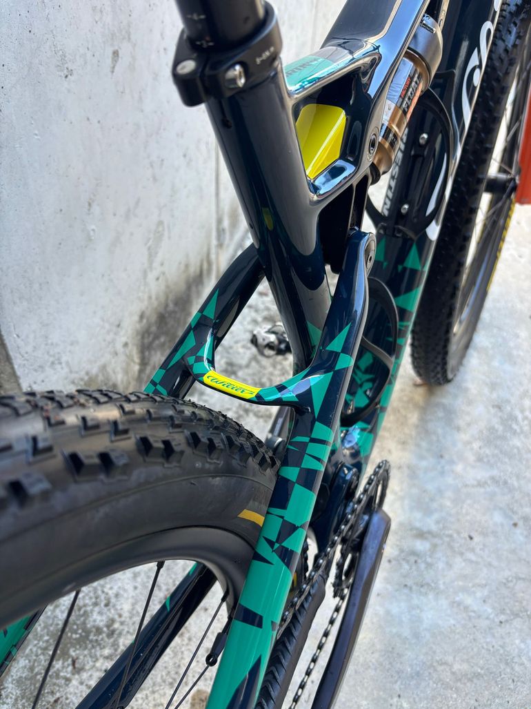 Wilier Triestina Urta Max SLR SHIMANO XT 1X12 2023