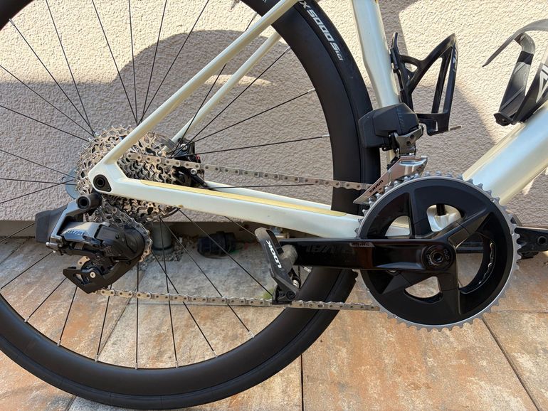 Xrd Machine Käytetty BMC Roadmachine FOUR 2023 – € 1.950 | buycycle
