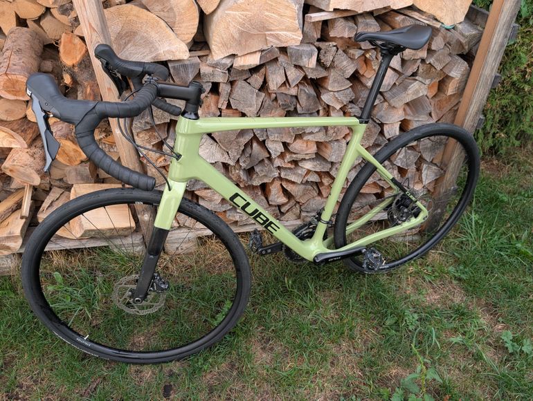 Cube NUROAD C:62 RACE 2025
