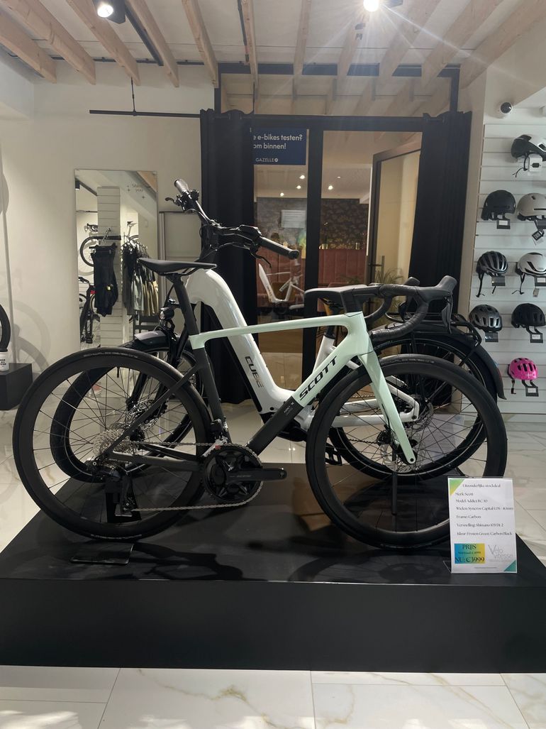 Scott Addict RC 30 2025