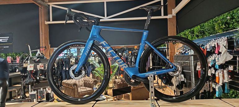 Factor MONZA - Shimano Ultegra 2025