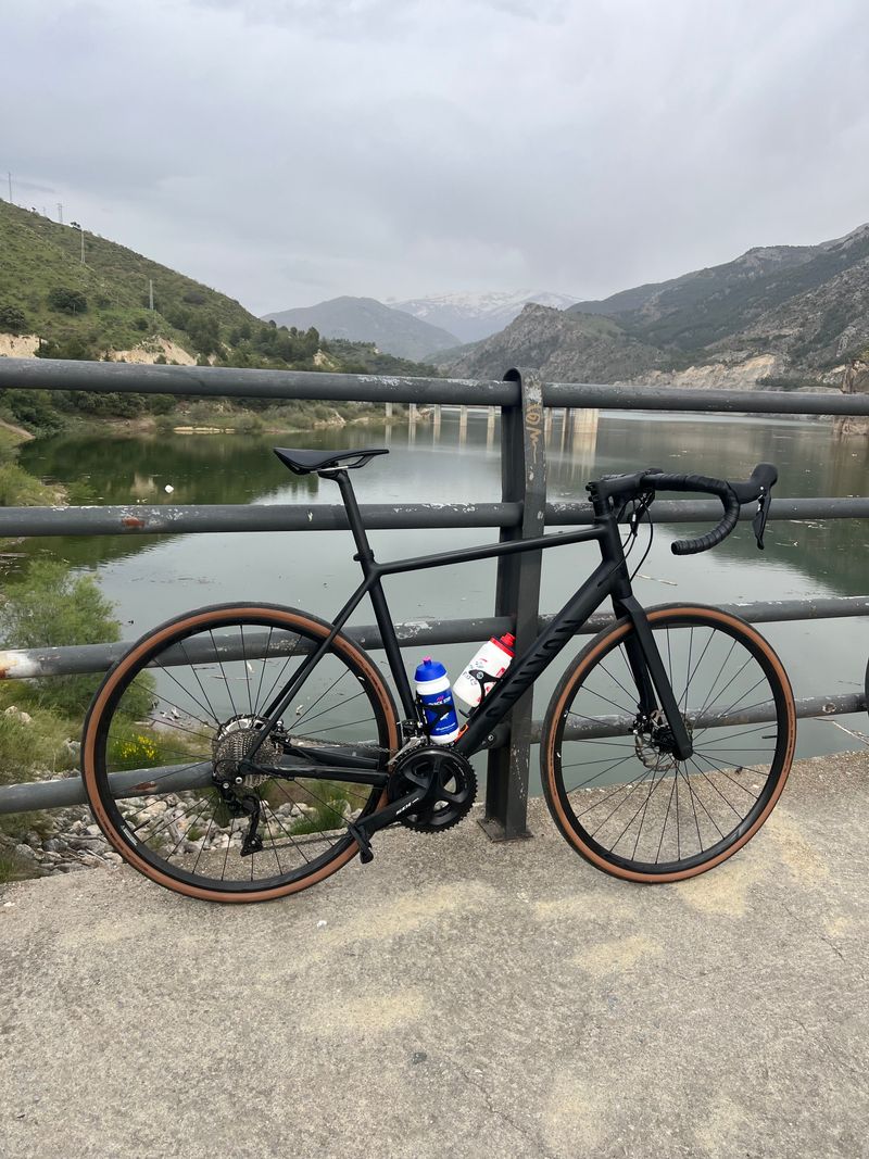 Brugt Canyon Endurace 7 2024 2024 Road & Gravel
