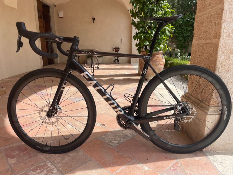 Factor O2 VAM SRAM Red eTap AXS 2022