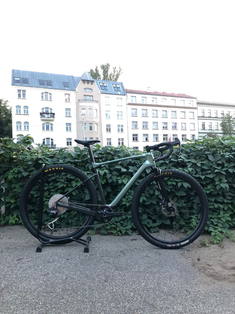Giant Revolt X Advanced Pro 2 2024