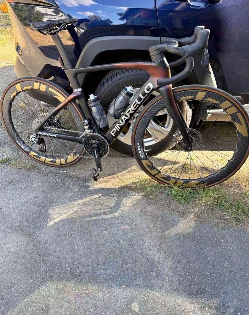 Used Pinarello DOGMA F SRAM RED ETAP AXS 2026 2026 Road & Gravel