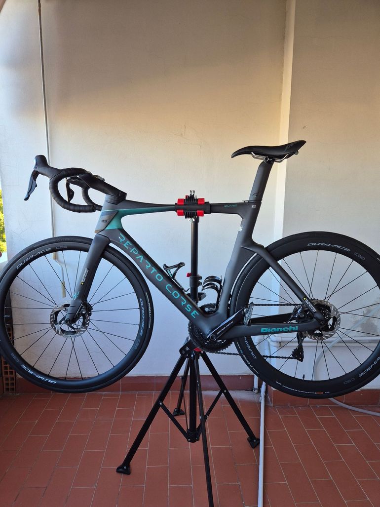 Bianchi OLTRE 140TH RC DURA-ACE DI2 2025