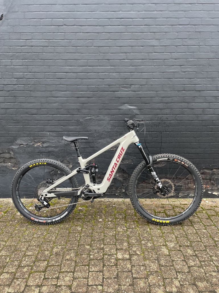Santa Cruz Vala 90 2026