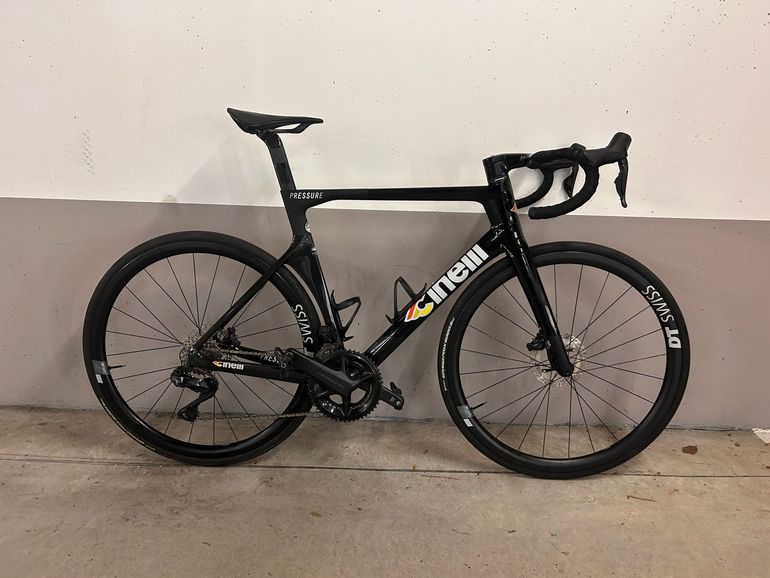 Cinelli PRESSURE II - ULTEGRA DISC DI2 2024