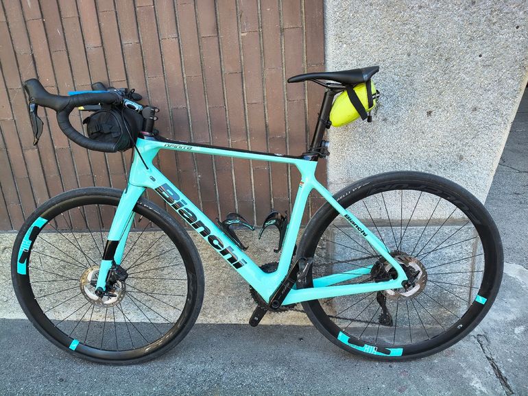 Bianchi Infinito XE 105 Di2 2023