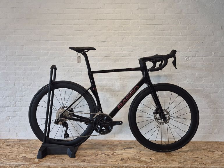 Basso Venta R Shimano 105 Di2 2024