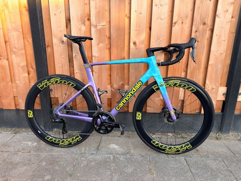 Cannondale SuperSix EVO Hi-MOD Disc Dura-Ace Di2 2021 | 2BX